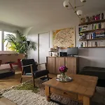 Family Nest With Sacre-Coeur And Eiffel Tower View
