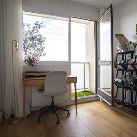 Family Nest With Sacre-coeur And Eiffel Tower View Apartment *